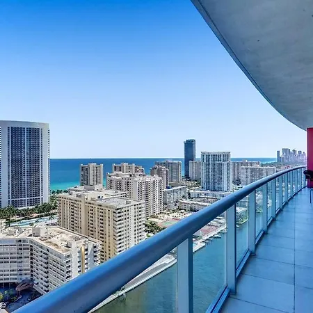 Sky-High Spacious Ocean View Condo 4 Bdrs 3 Bath